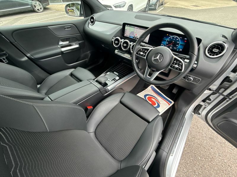 Mercedes-Benz B Class Hatchback Silver #5