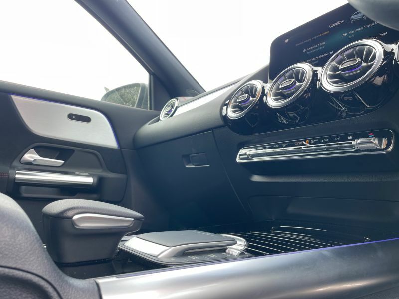 Mercedes-Benz EQA Eqa 250 140Kw Amg Line 66.5Kwh Grey #25