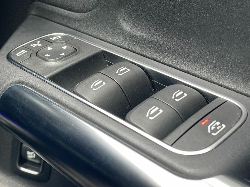 Mercedes-Benz EQA Eqa 250 140Kw Amg Line 66.5Kwh Grey #27