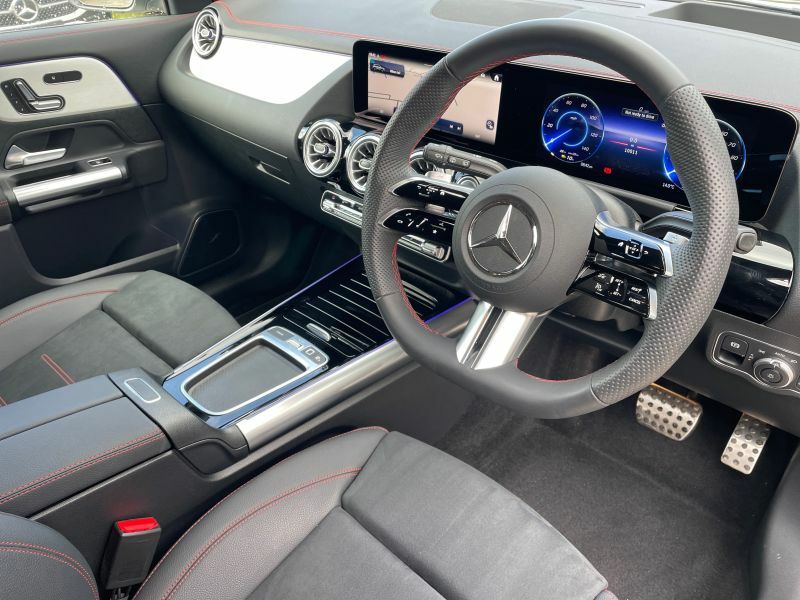 Mercedes-Benz EQA Suv White #5