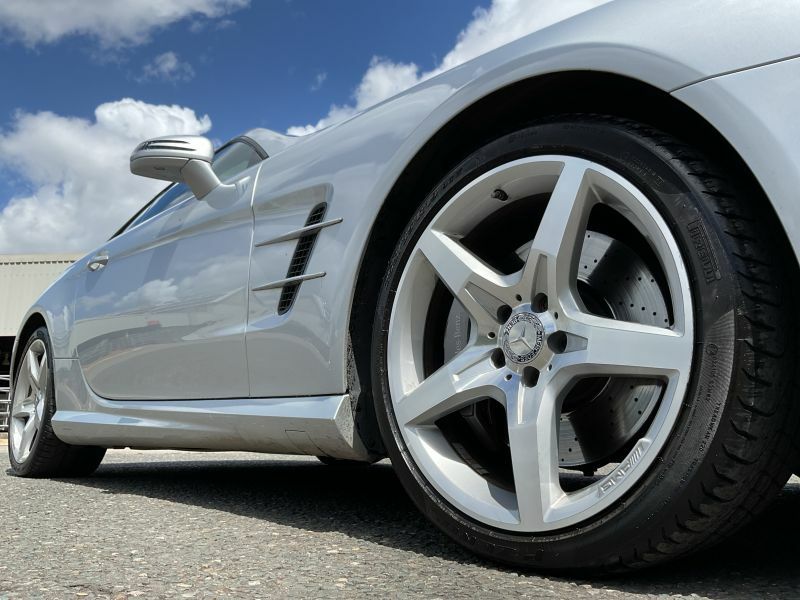 Mercedes-Benz SL Class Black #28