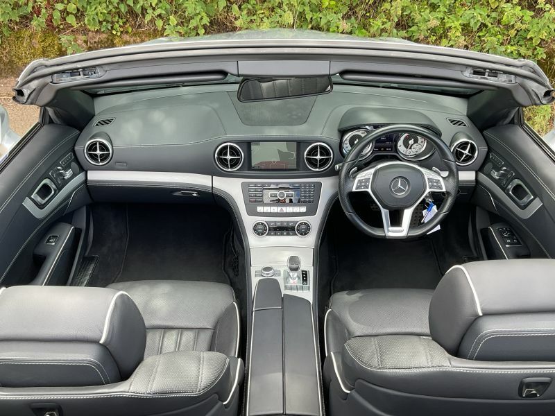 Mercedes-Benz SL Class Black #7