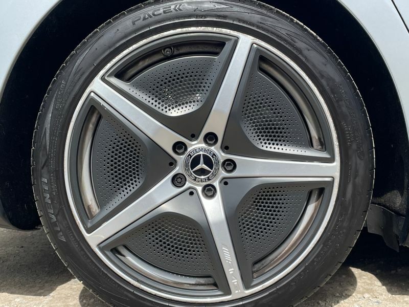 Mercedes-Benz EQE Saloon Grey #4
