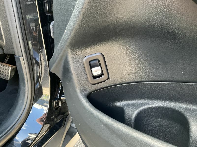 Mercedes-Benz GLC Class Blue #19