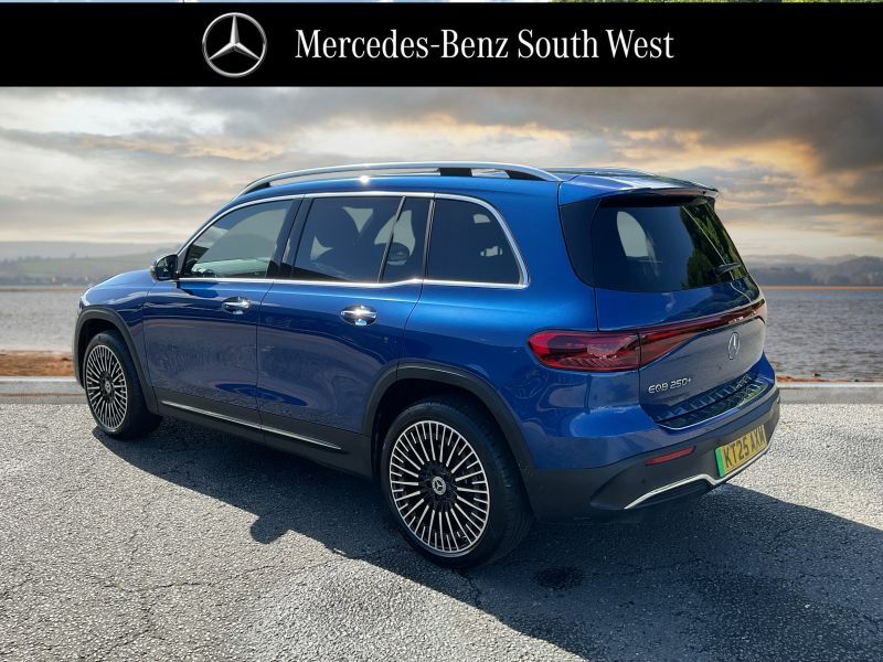 Mercedes-Benz EQB Suv Blue #2