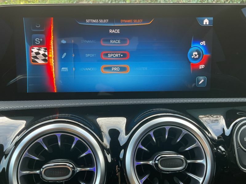 Mercedes-Benz CLA Class 200 Amg Line Executive Tip Black #60
