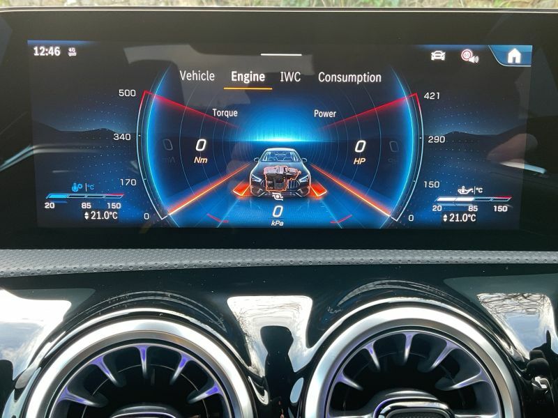 Mercedes-Benz CLA Class 200 Amg Line Executive Tip Black #64