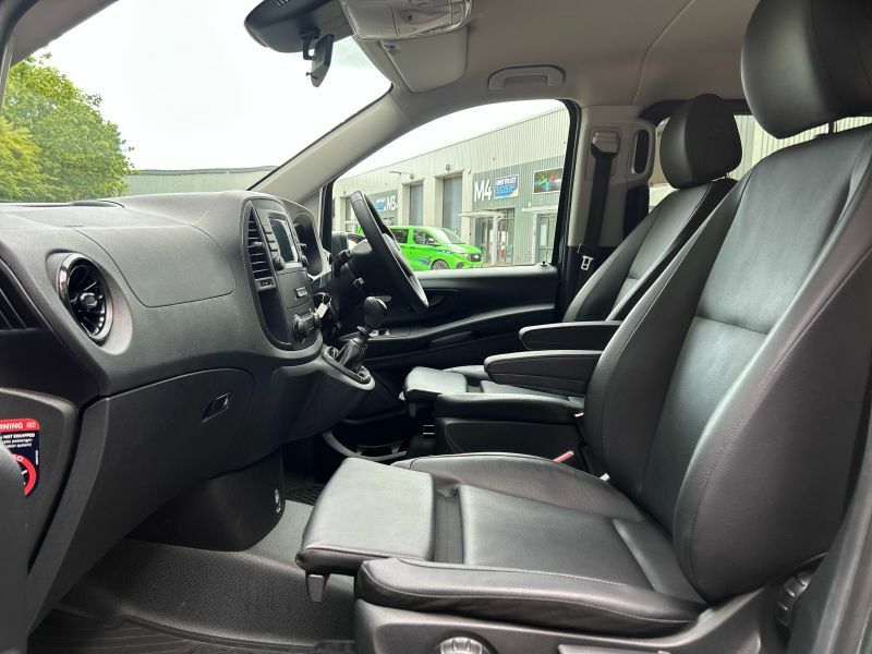 Mercedes-Benz Vito 2L Select Black #14