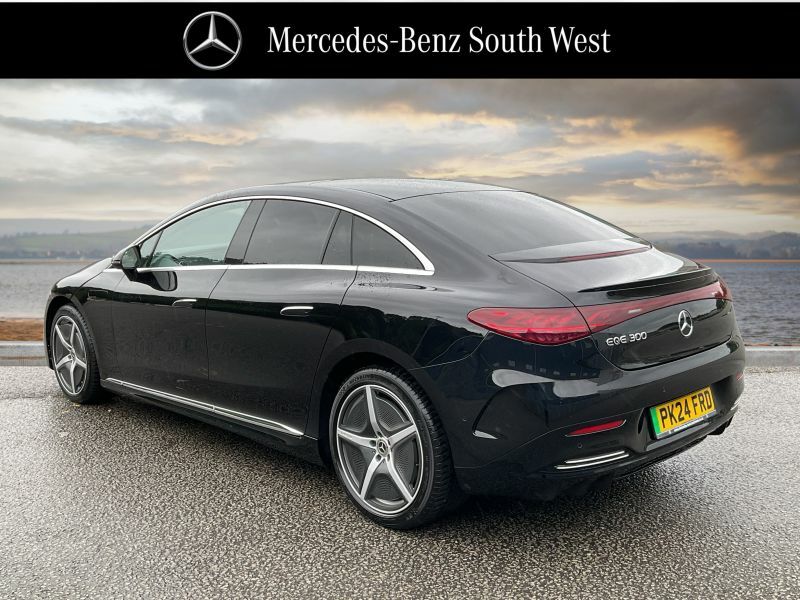 Mercedes-Benz EQE Saloon Black #2