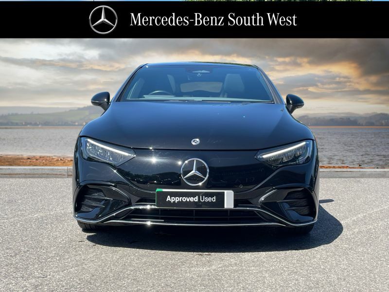 Mercedes-Benz EQE Edition Midnight White #11