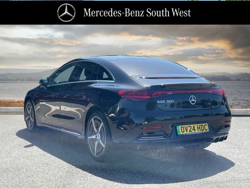 Mercedes-Benz EQE Saloon Black #2