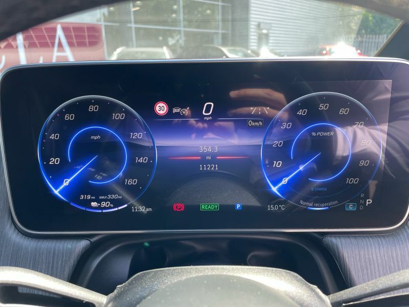 Mercedes-Benz EQE Saloon Black #6