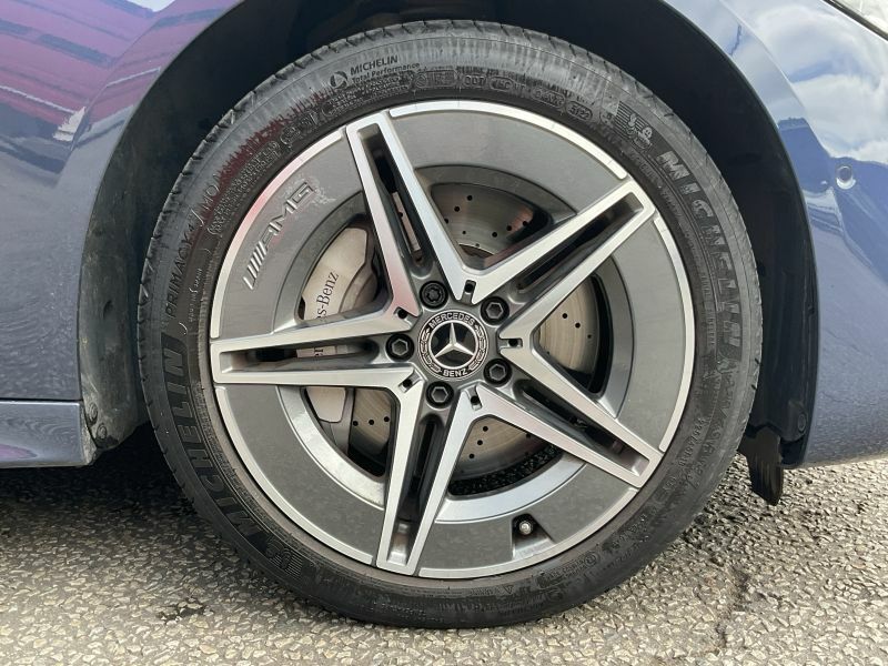 Mercedes-Benz C Class Saloon Blue #4