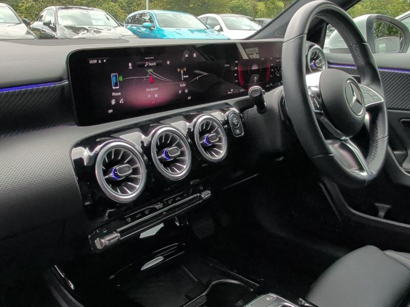 Mercedes-Benz A Class Hatchback WK73YMJ White #6