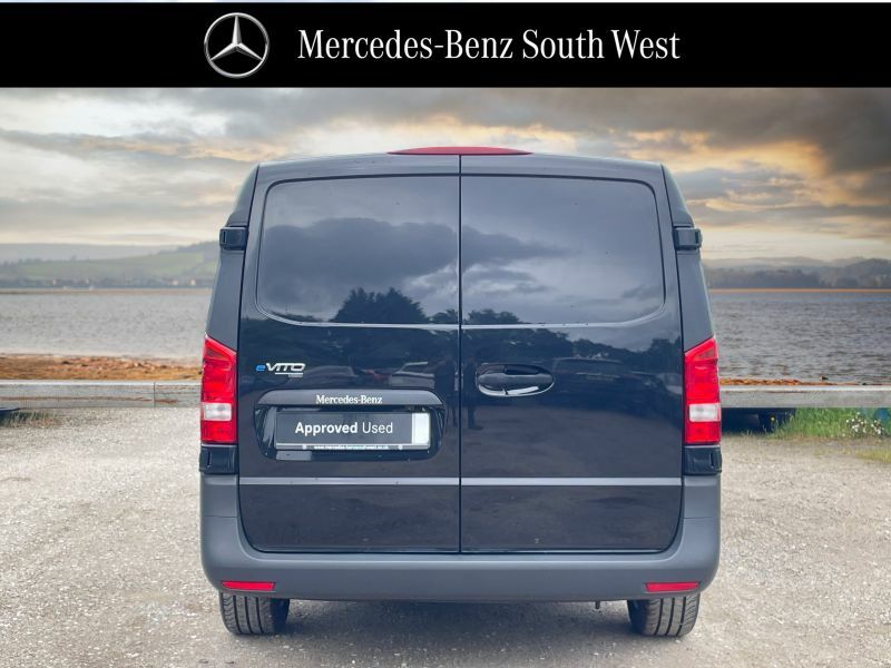 Mercedes-Benz eVito Pro White #12