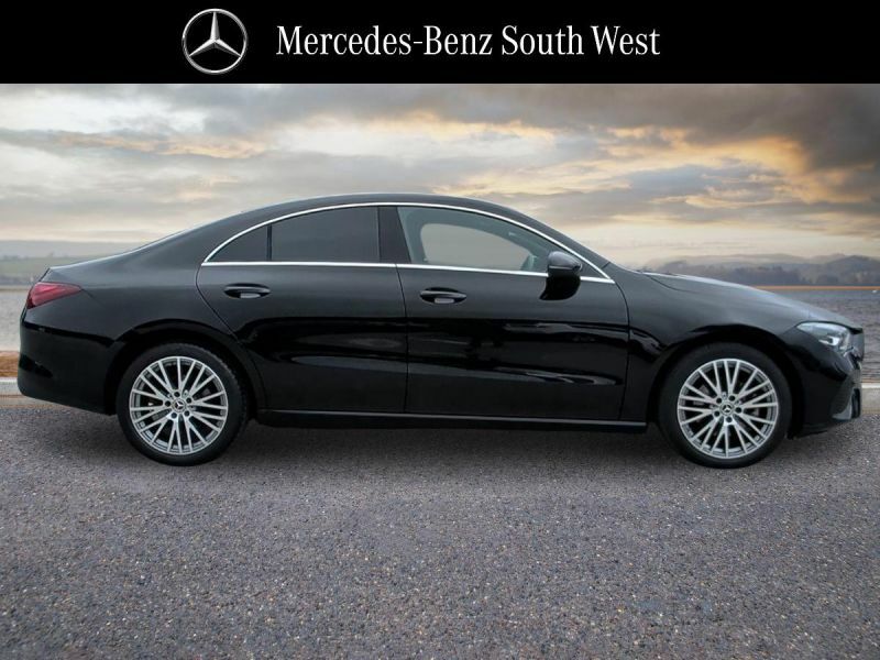 Mercedes-Benz CLA Class Cla 180 Amg Line Executive Tip Black #3