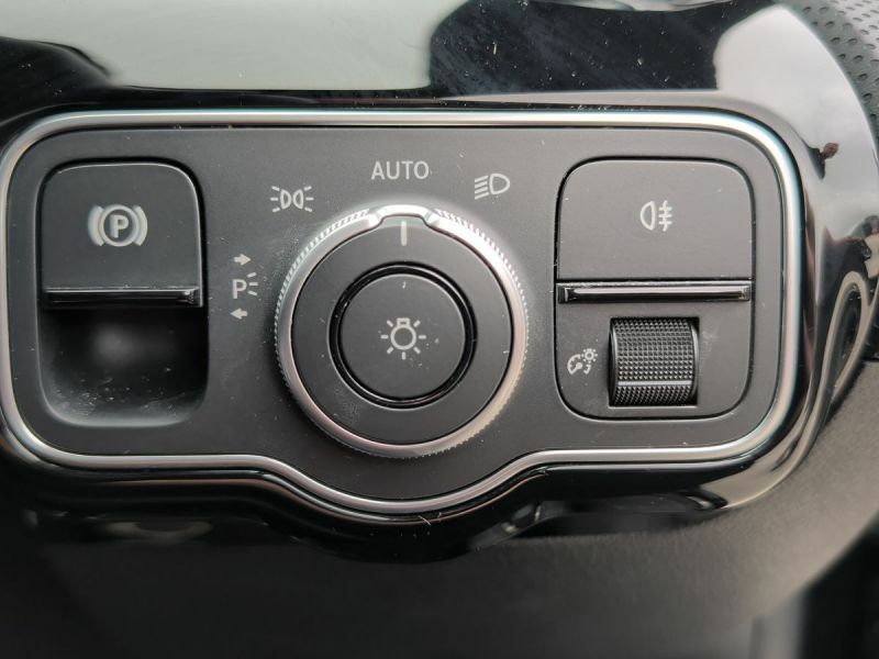 Mercedes-Benz CLA Class Cla 180 Amg Line Executive Tip Black #41