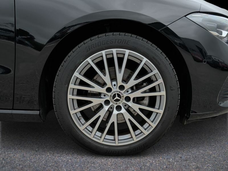 Mercedes-Benz CLA Class Cla 180 Amg Line Executive Tip Black #4