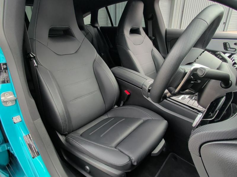Mercedes-Benz CLA Class 200 Amg Line Premium Plus Tip Blue #35