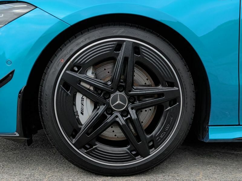 Mercedes-Benz CLA Class 200 Amg Line Premium Plus Tip Blue #41