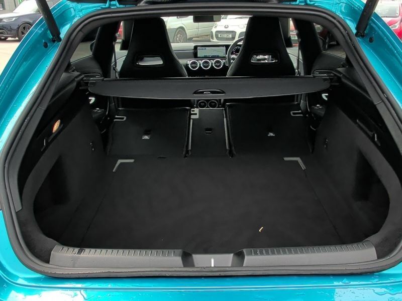 Mercedes-Benz CLA Class 200 Amg Line Premium Plus Tip Blue #51