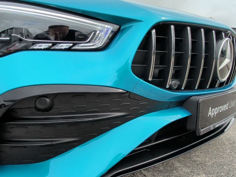 Mercedes-Benz CLA Class 200 Amg Line Premium Plus Tip Blue #40