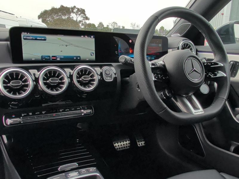 Mercedes-Benz CLA Class Cla 35 4Matic Premium Plus Shooting Brake Blue #6