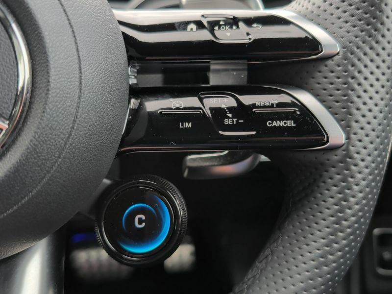 Mercedes-Benz CLA Class 200 Amg Line Premium Plus Tip Blue #25
