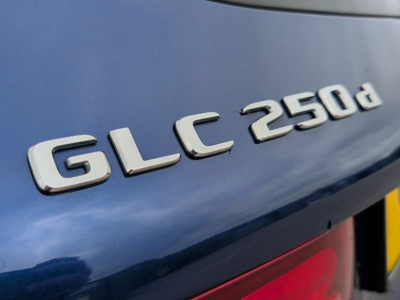 Mercedes-Benz GLC Class Glc 220 D 4Matic Amg Line Premium Plus White #19