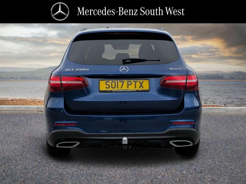 Mercedes-Benz GLC Class Glc 220 D 4Matic Amg Line Premium Plus White #12