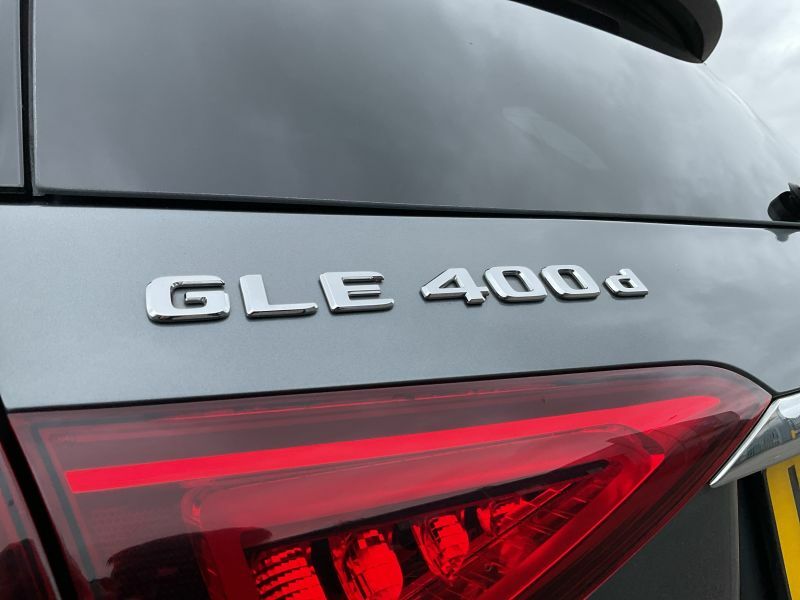 Mercedes-Benz GLE Class Diesel #21