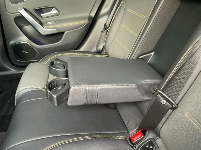 Mercedes-Benz CLA Class Cla 180 Amg Line Premium Plus Tip Black #53