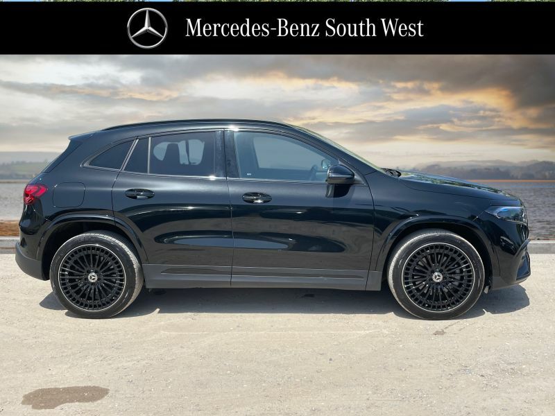 Mercedes-Benz EQA Suv Black #3