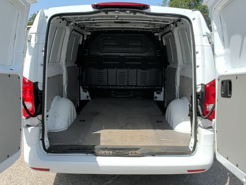 Mercedes-Benz Vito 116 Cdi Select U880 Ulez Black #9