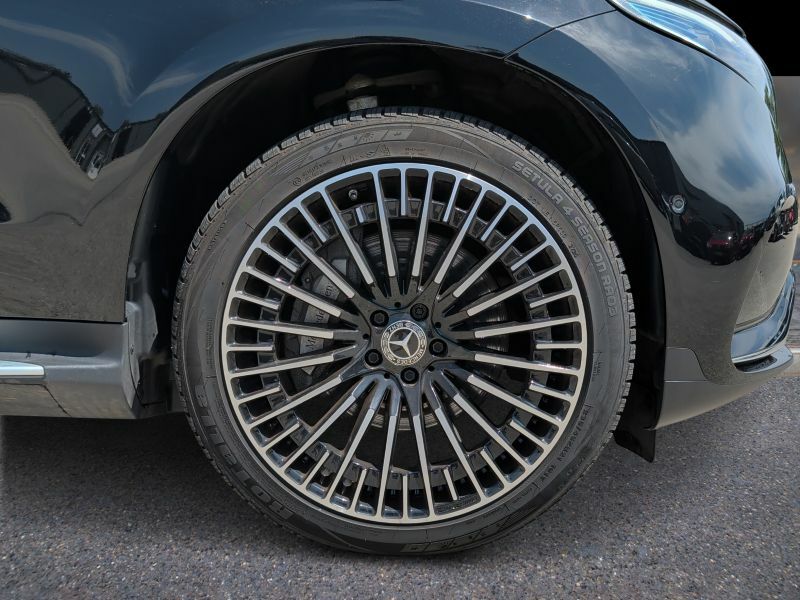 Mercedes-Benz EQC Suv Black #4