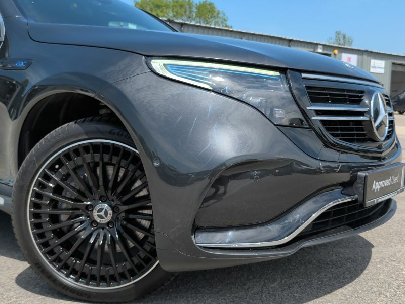 Mercedes-Benz EQC  White #15