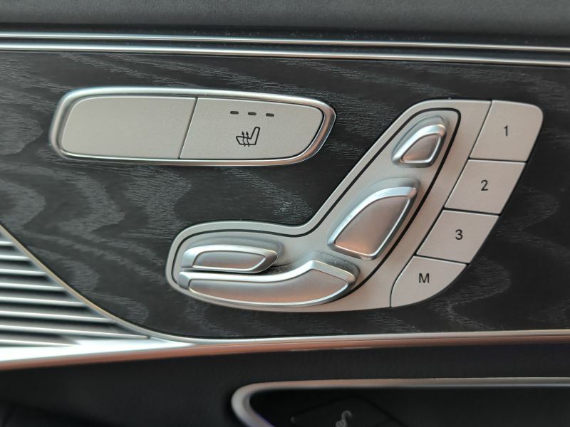 Mercedes-Benz EQC  White #45
