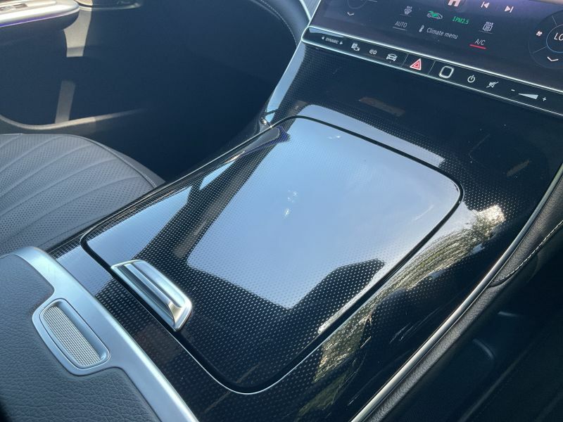 Mercedes-Benz EQE Saloon Black #8