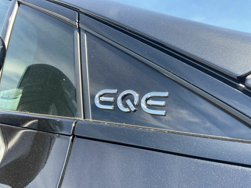 Mercedes-Benz EQE Saloon Black #22