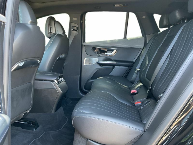 Mercedes-Benz EQE Saloon Black #10