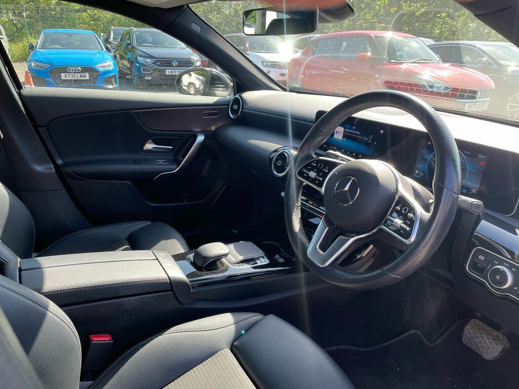 Mercedes-Benz A Class 1.3 A180 Sport Executive 7G-dct Euro 6 S S MV69AHY Black #5