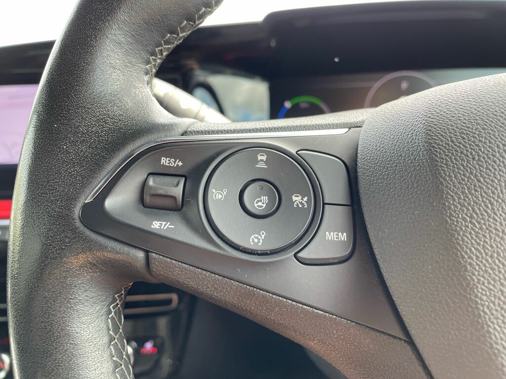 Vauxhall Mokka-e 50Kwh Sri Premium White #16