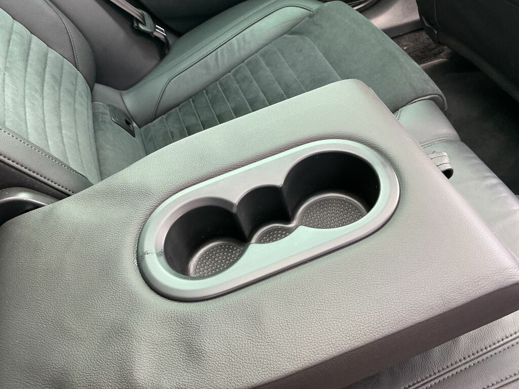 Volkswagen Passat Estate Silver #35