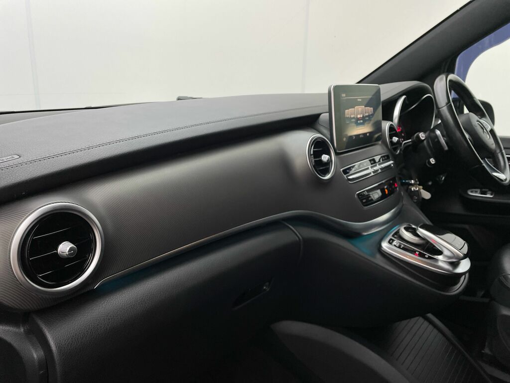 Mercedes-Benz V Class Vito 116 Bluetec Black #30