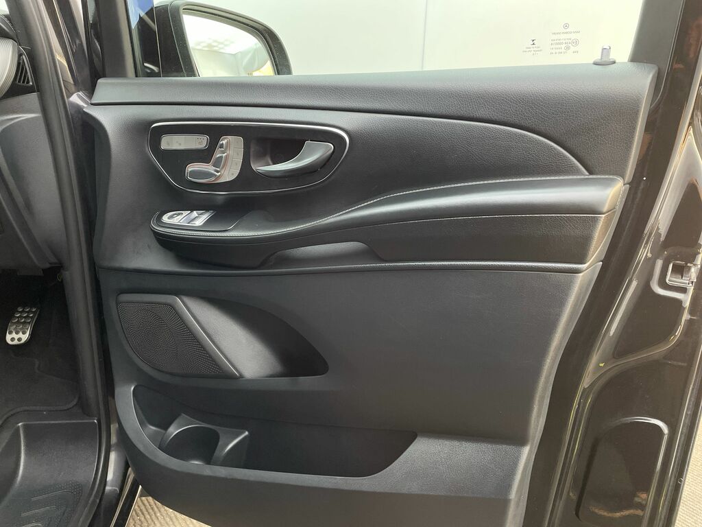 Mercedes-Benz V Class Vito 116 Bluetec Black #24