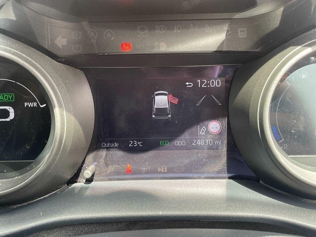 Toyota Yaris 1.5 Vvt-h Design E-cvt Euro 6 S S WD21VWE Black #6