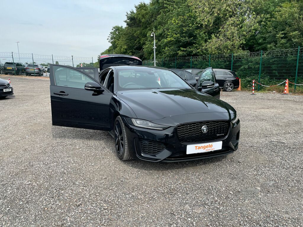 Jaguar XE 2.0 P300 Sport Awd Red #34