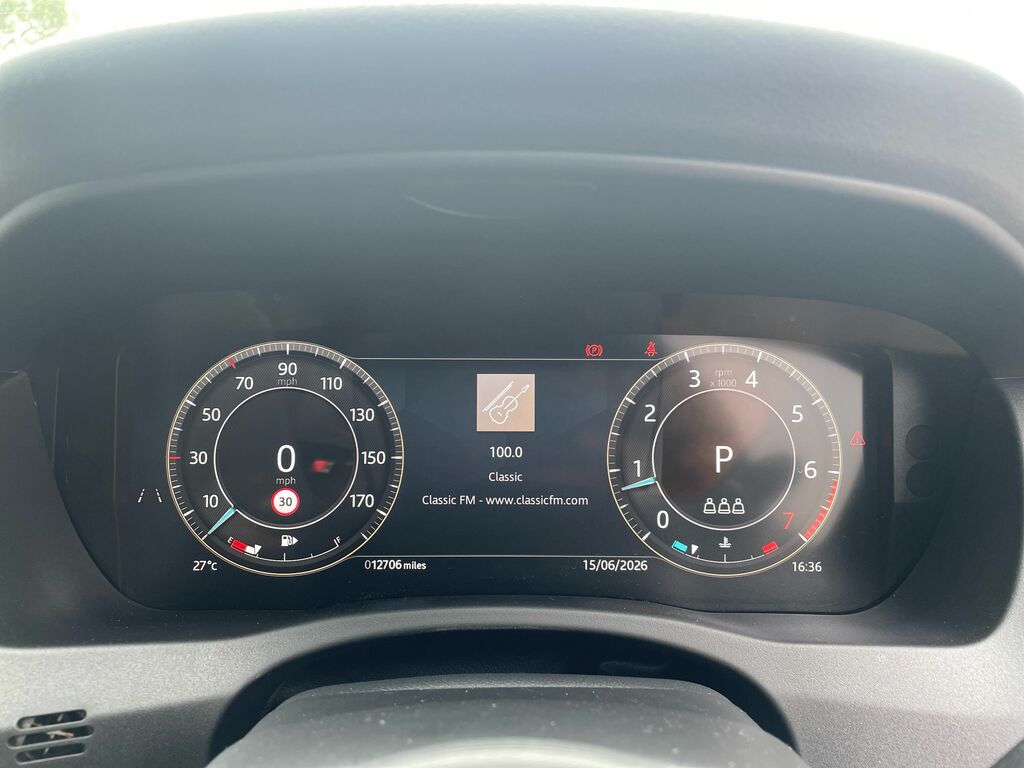 Jaguar XE 2.0 P300 Sport Awd Red #24