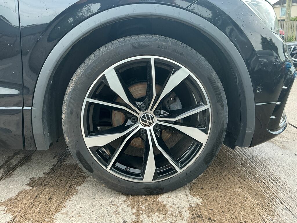 Volkswagen Tiguan 2.0 Tdi R-line Dsg 4Motion Euro 6 S S Black #4