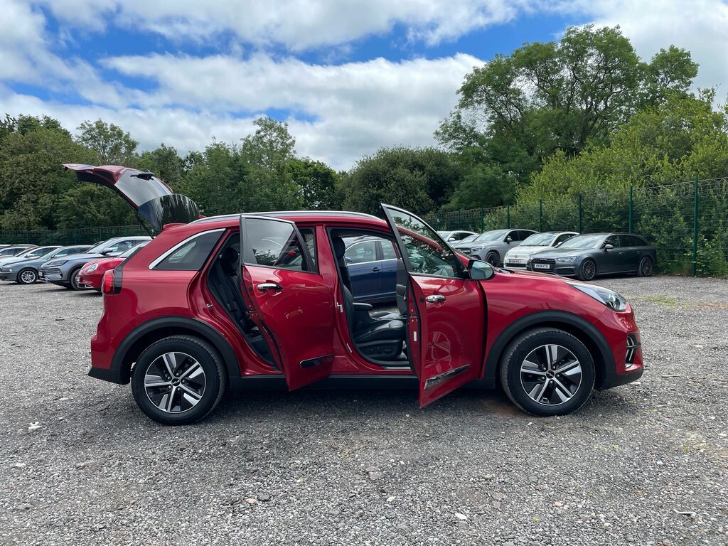 Kia e-Niro 4 Plus White #35